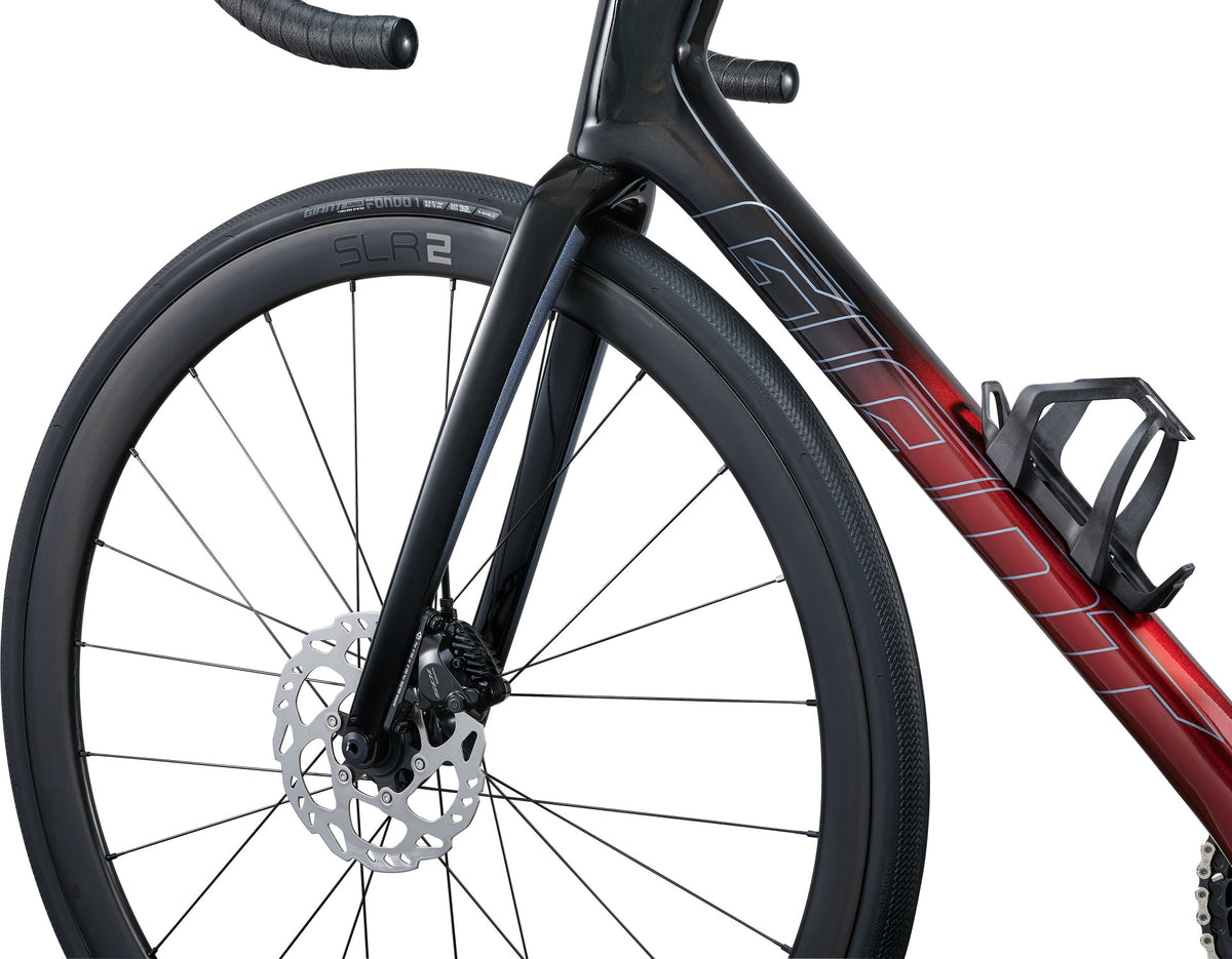 Landsvägscykel GIANT Defy Advanced Pro 2, Carbon/Sangria