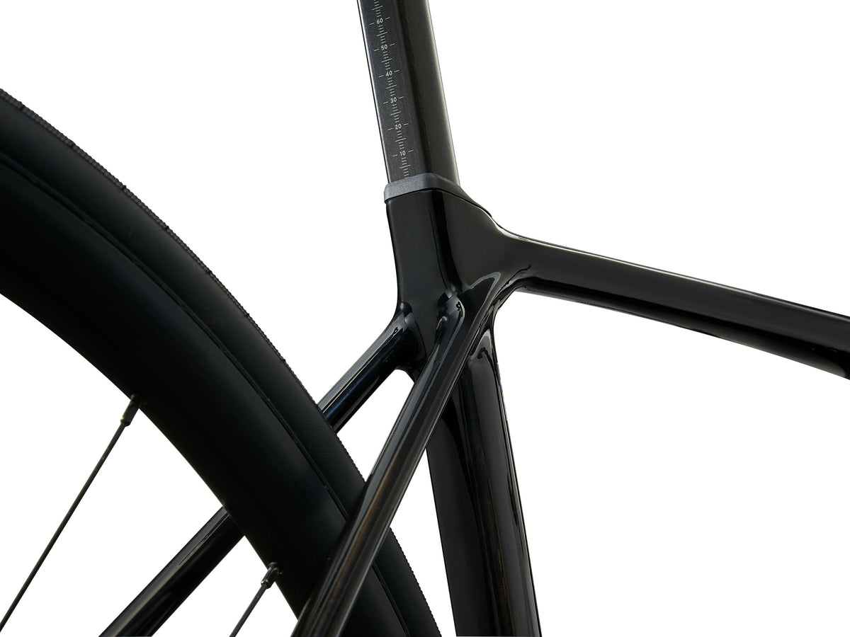 Maantiepyörä GIANT TCR Advanced 2 KOM, hiilikuitu