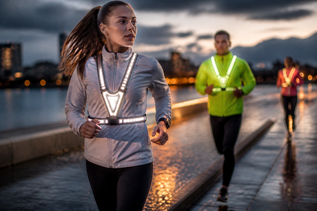 Lys upp mörkret: Maximera din träning med LED-väst och reflexkläder