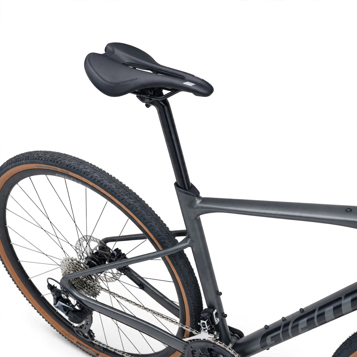 Gravelpyörä GIANT Revolt 0 (2026) Stealth Chrome