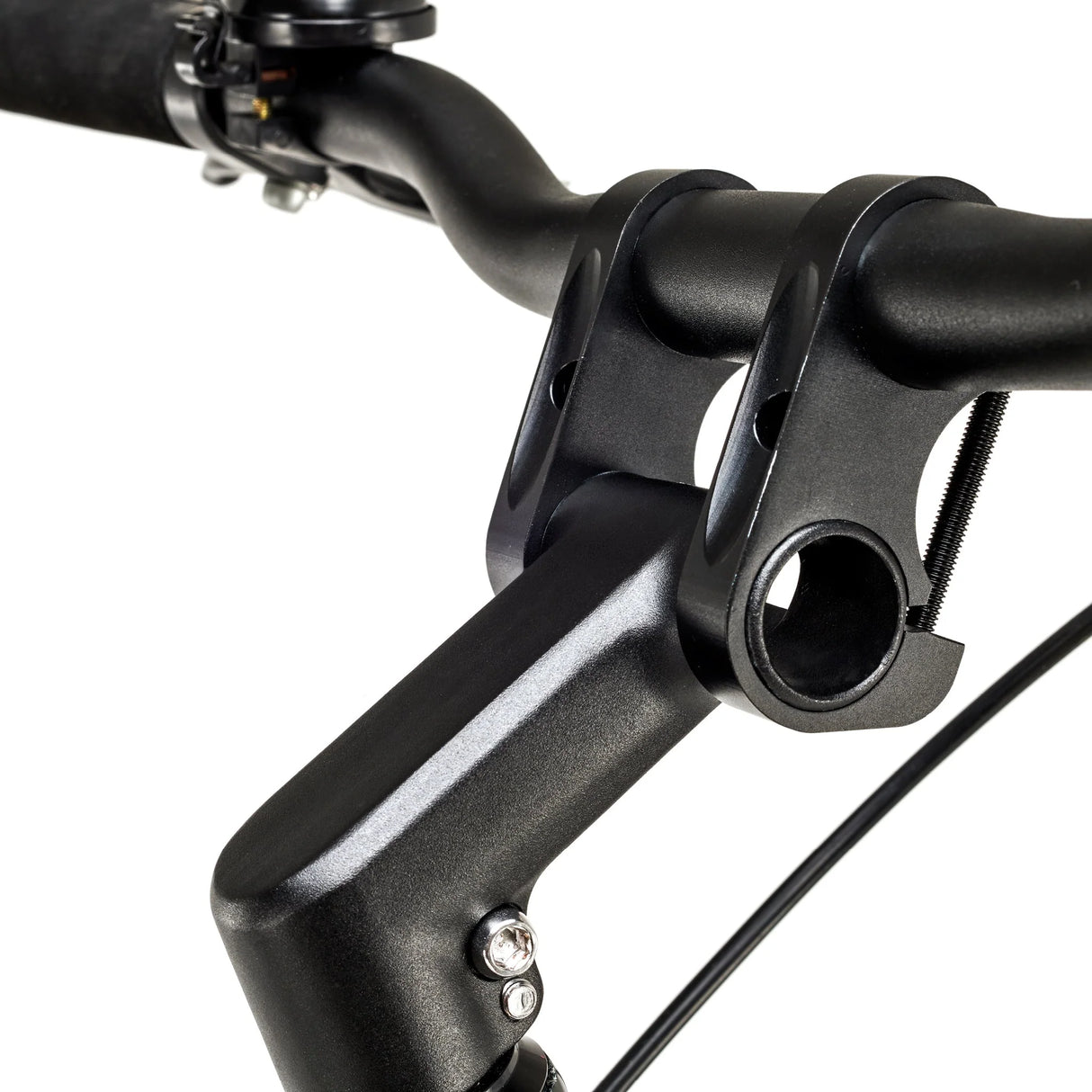 Erittäin kevyt lastenpyörä ACADEMY Grade 5, 24" punainen