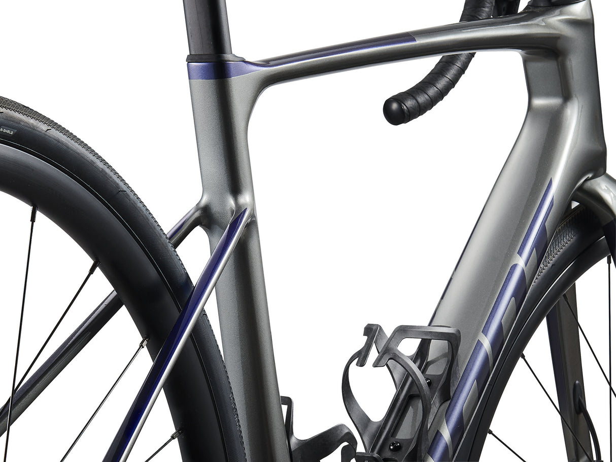Maantiepyörä GIANT Defy Advanced 1, Charcoal/Milky Way