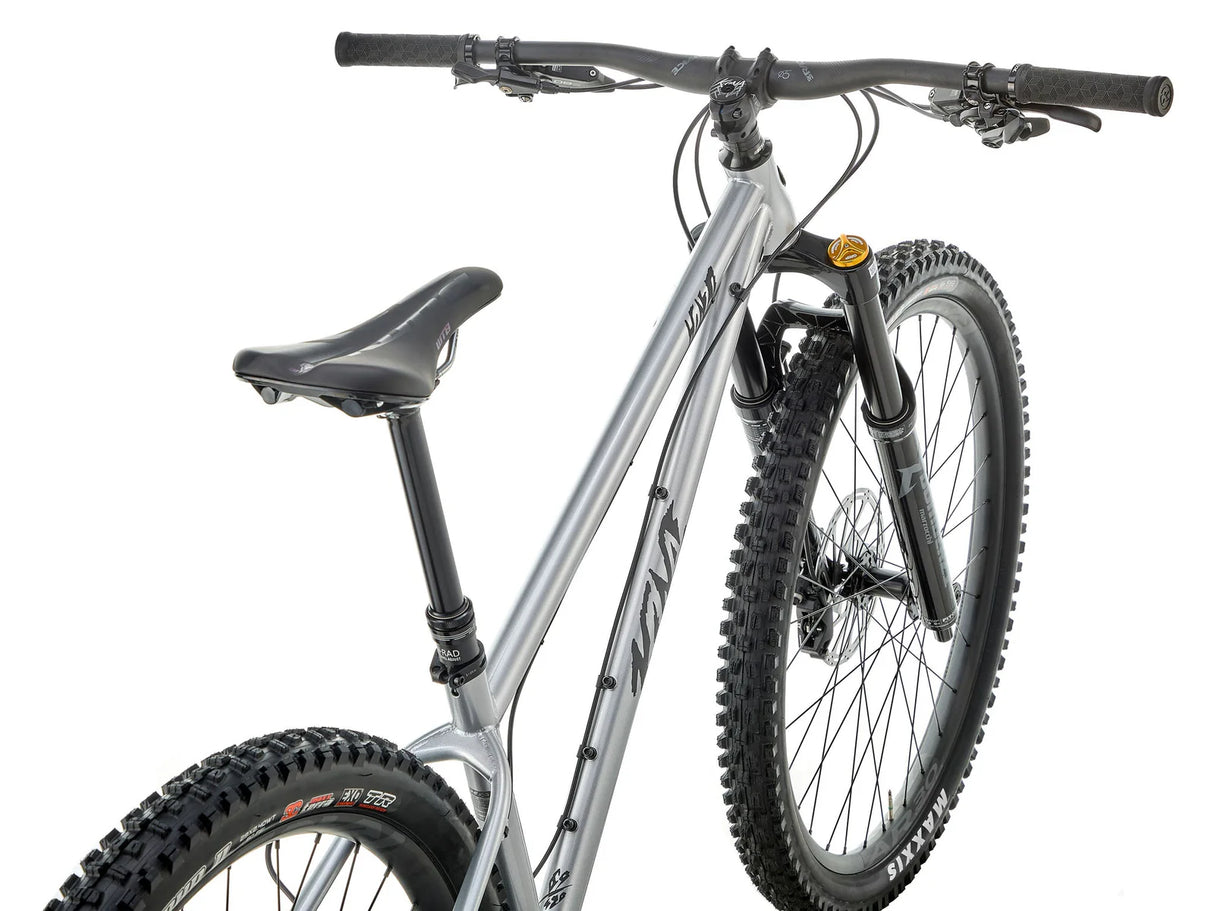 Polkupyörä KONA Honzo ESD, 29" Gloss Faux Chrome (hopea)