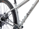 Polkupyörä KONA Honzo ESD, 29" Gloss Faux Chrome (hopea)