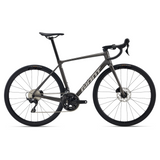Landsvägscykel GIANT TCR Advanced 2 KOM (2026) Stealth Chrome
